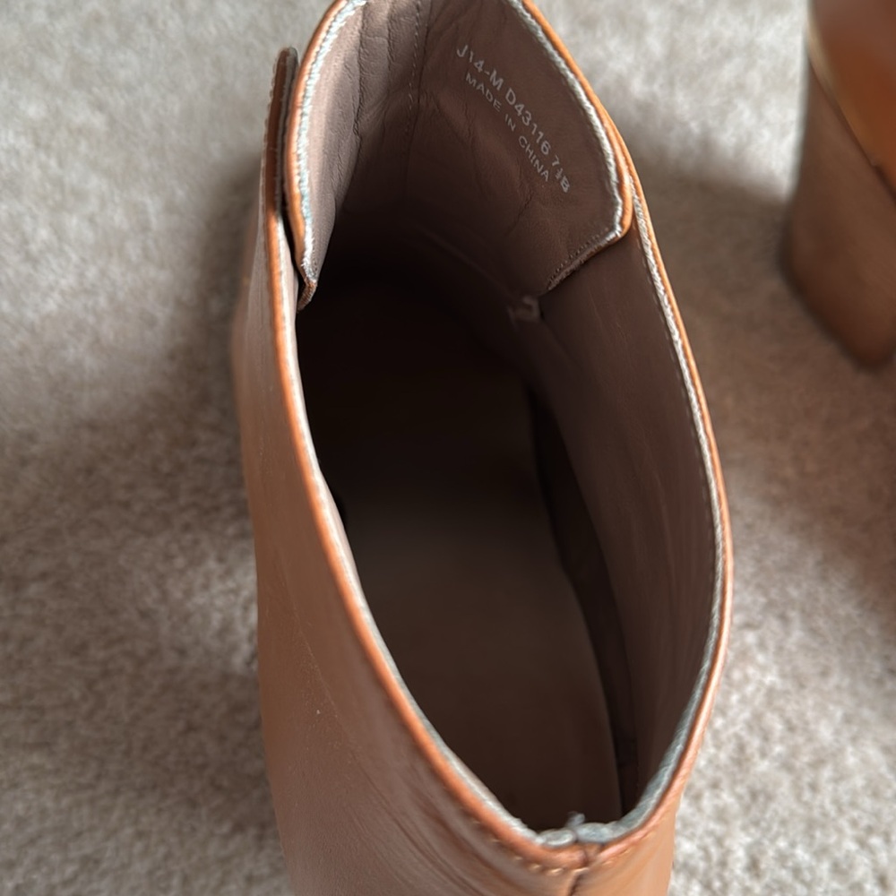 Cole Haan Hayden Leather Ankle Bootie Size 7.5 B - Picture 6 of 9
